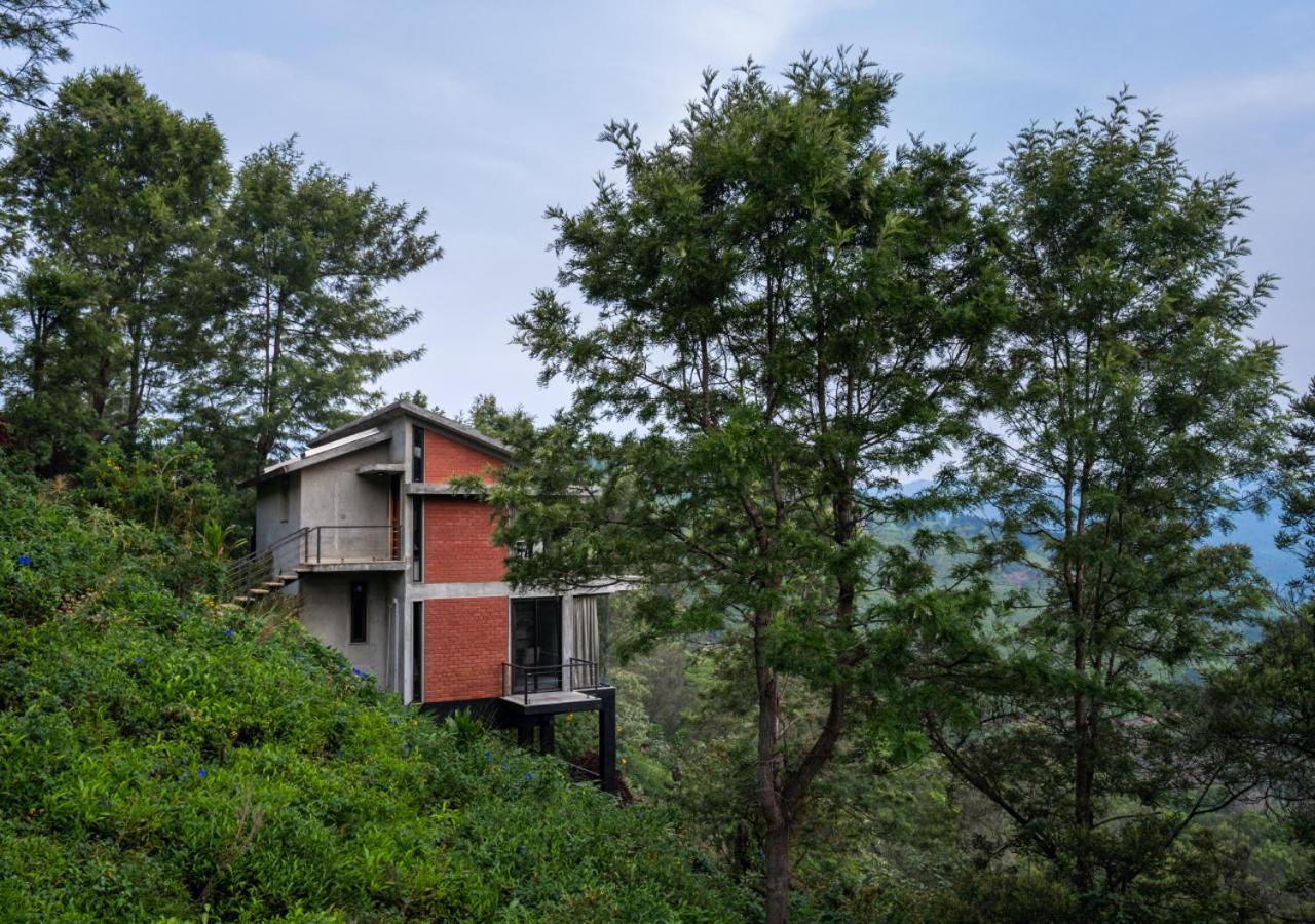 Lohonostays Villa Amani 8A Кунур Екстериор снимка